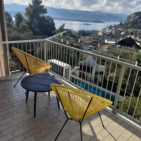 Holiday home Ivka Gardens *